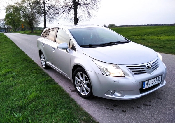 Toyota Avensis cena 27400 przebieg: 305000, rok produkcji 2011 z Garwolin małe 466